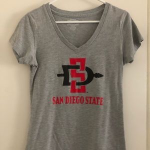 SDSU v neck